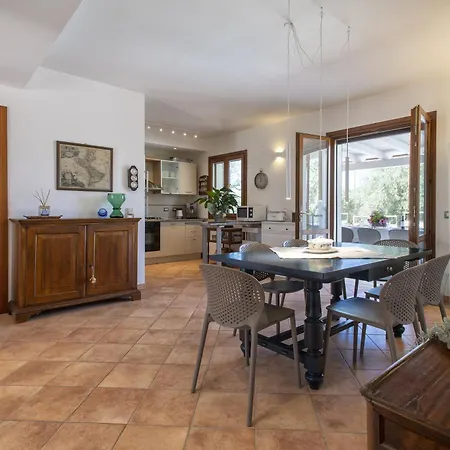 Olivetta Con Piscina