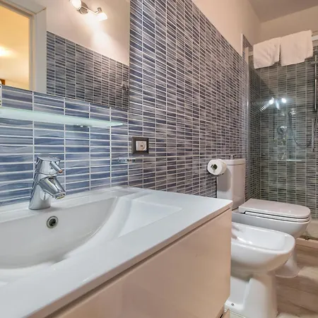 Villa Olivetta Con Piscina *