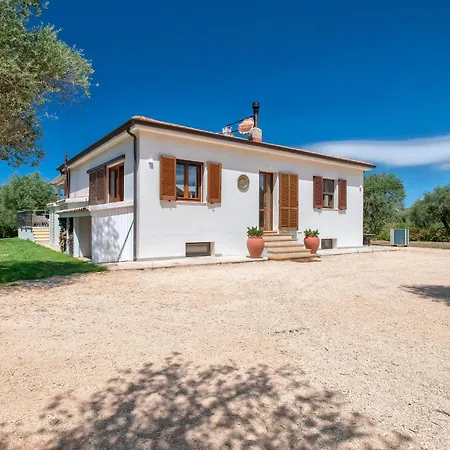 Olivetta Con Piscina Вилла *