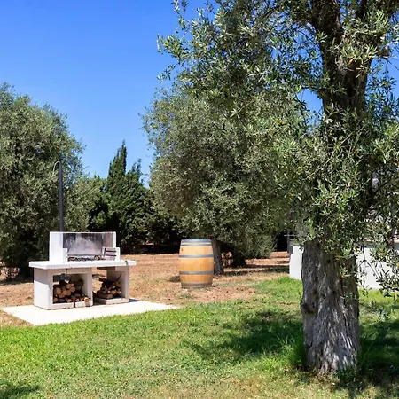 Вилла Olivetta Con Piscina